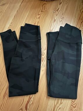 ALO Yoga Black and Green Camo High-Rise Leggings